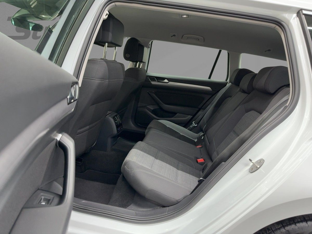 Passat Variant 2.0 TDI DSG Business AHK ACC Navi LED Kamera Keyless ergo Climatronic