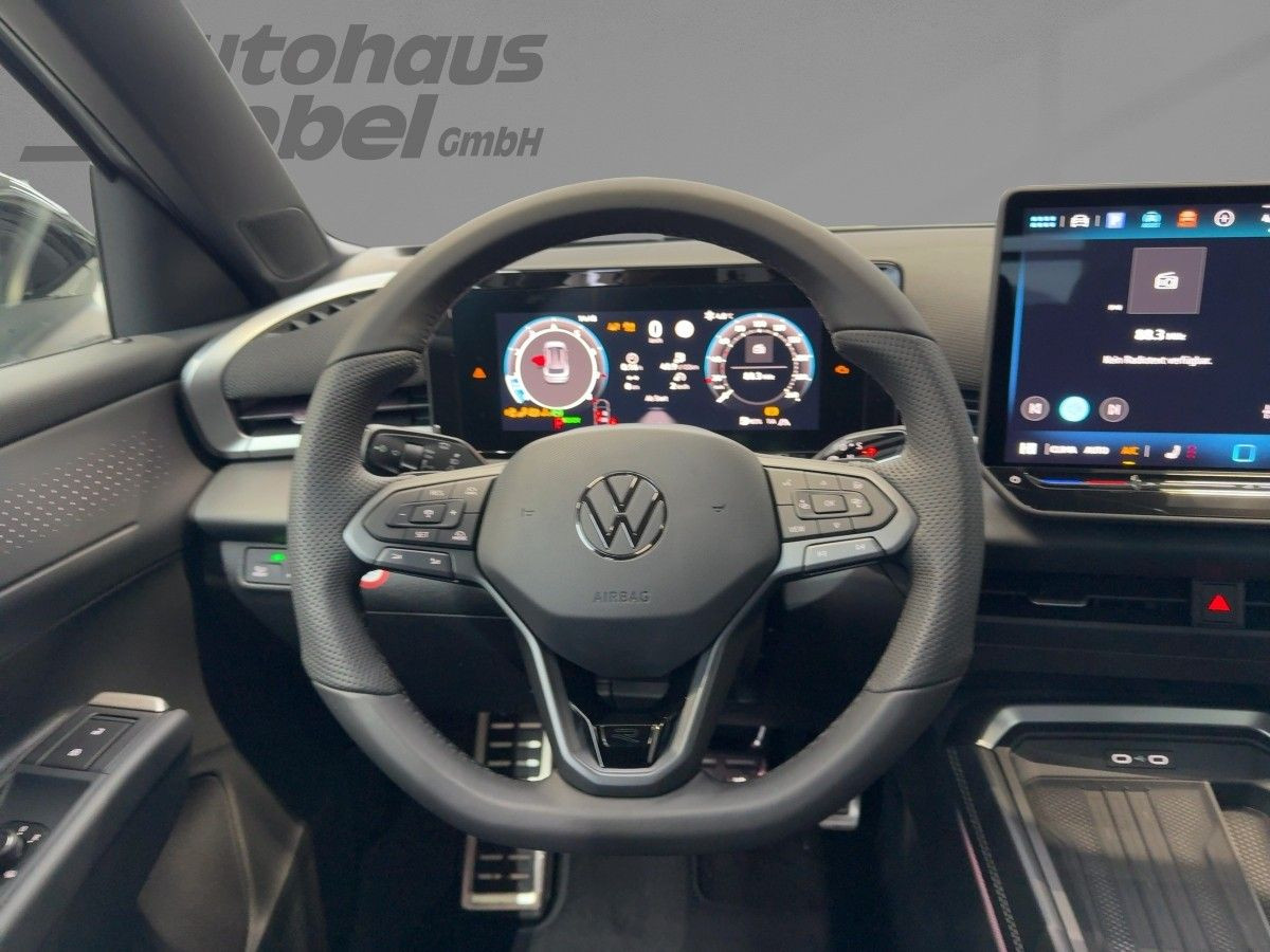 T-Roc R-Line 1.5 eTSI OPF 110 kW 7-Gang-DSG LED