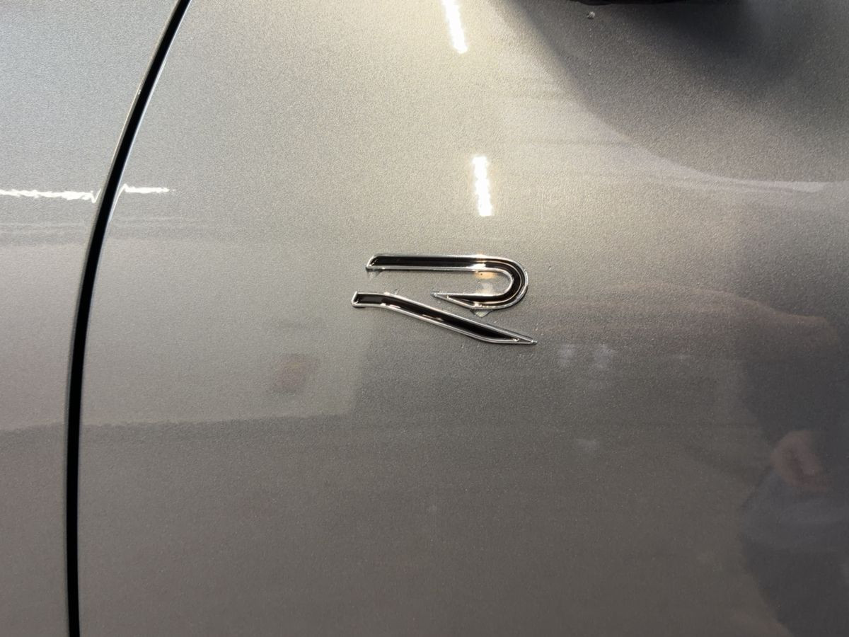 T-Roc R-Line 1.5 eTSI OPF 110 kW 7-Gang-DSG LED