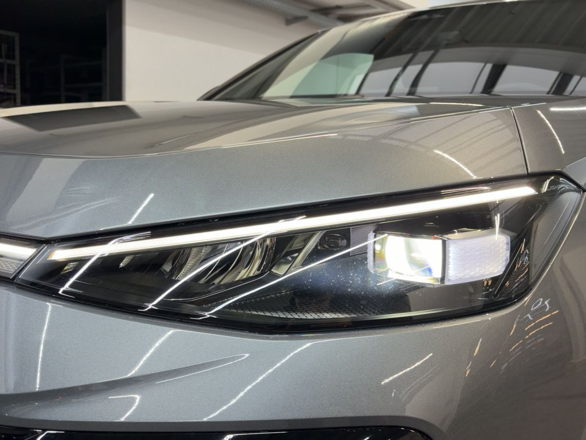 T-Roc R-Line 1.5 eTSI OPF 110 kW 7-Gang-DSG LED