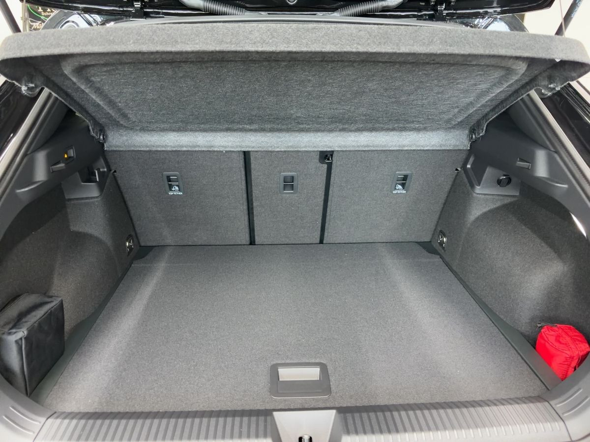 T-Roc R-Line 1.5eTSI OPF 110 kW 7-Gang-DSG LED