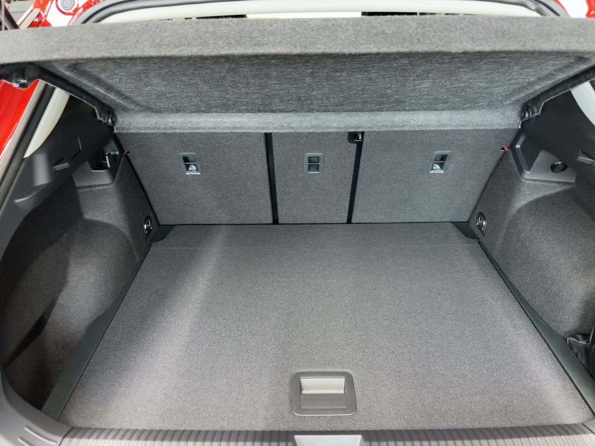 T-Roc Life 1.5 l eTSI OPF 85 kW (116 PS) 7-Gang-Doppelkupplungsgetriebe DSG