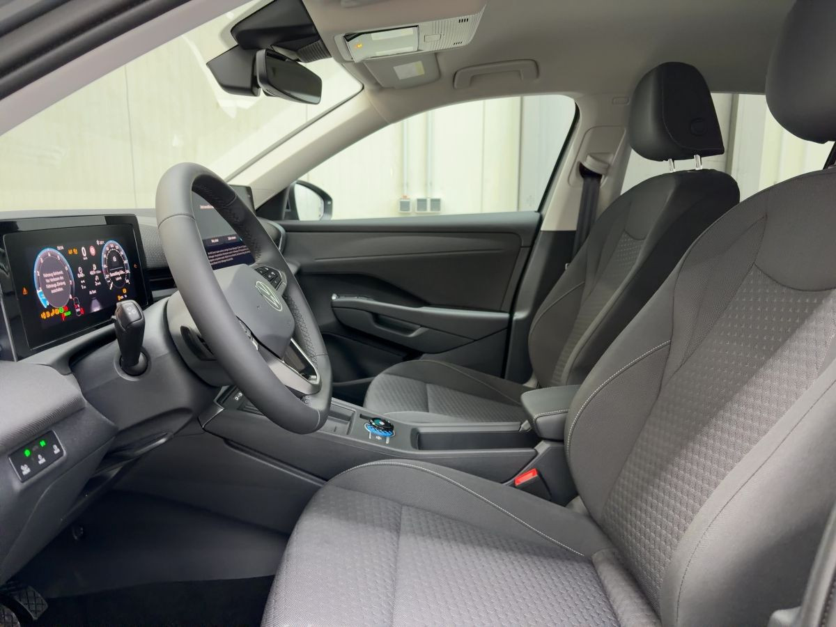 T-Roc Life 1.5 l eTSI OPF 85 kW (116 PS) 7-Gang-Doppelkupplungsgetriebe DSG