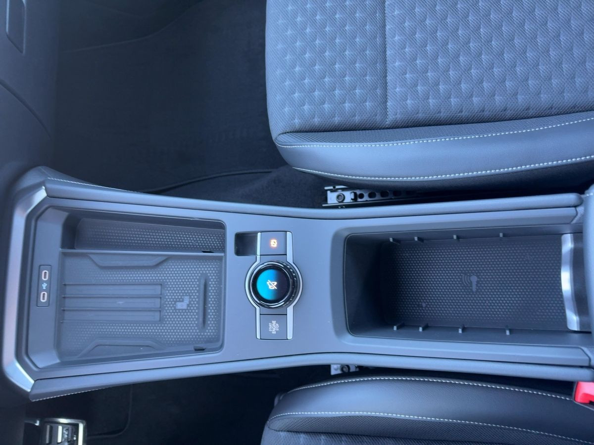 T-Roc R-Line 1.5 l eTSI OPF 110 kW (150 PS) 7-Gang-Doppelkupplungsgetriebe DSG