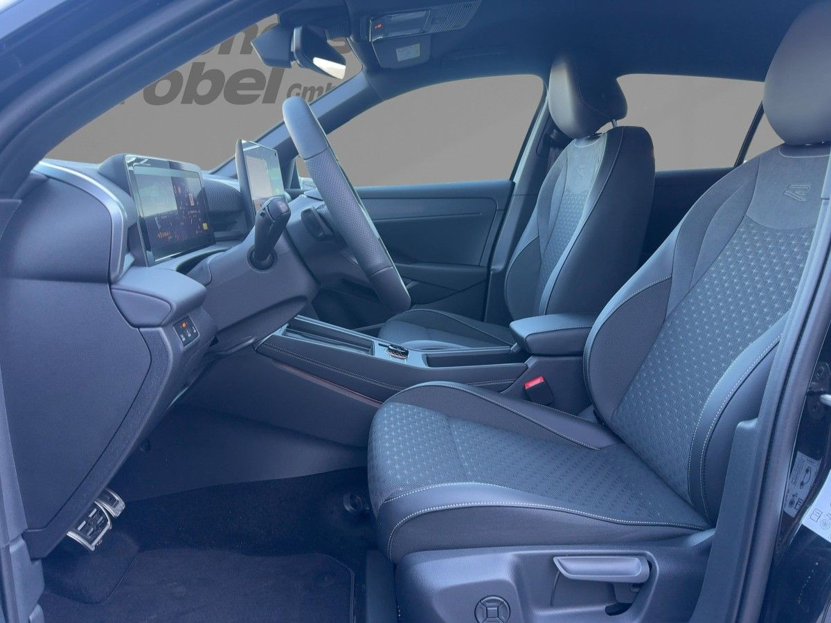 T-Roc R-Line 1.5 l eTSI OPF 110 kW (150 PS) 7-Gang-Doppelkupplungsgetriebe DSG