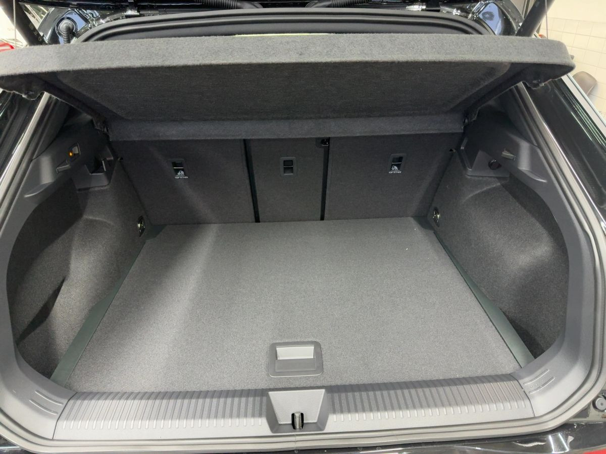 T-Roc R-Line 1.5eTSI OPF 110kW 7-Gang-DSG LED