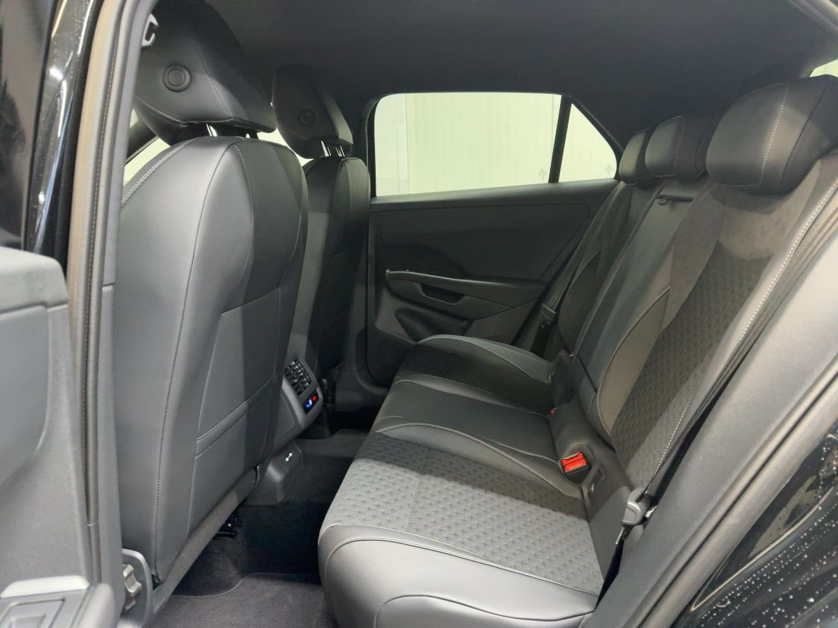 T-Roc R-Line 1.5eTSI OPF 110kW 7-Gang-DSG LED