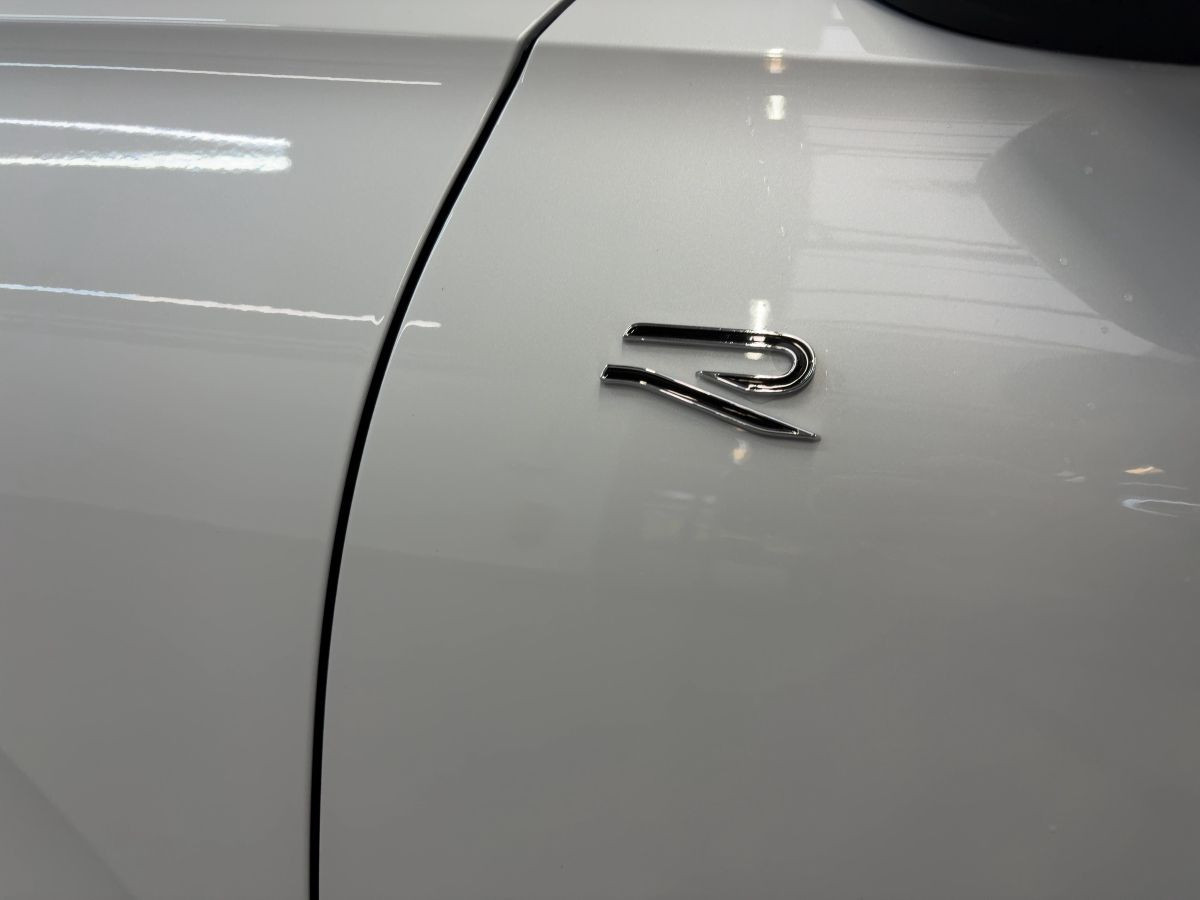 Tiguan R-Line 1.5eTSI OPF 110kW 7-Gang-DSG LED