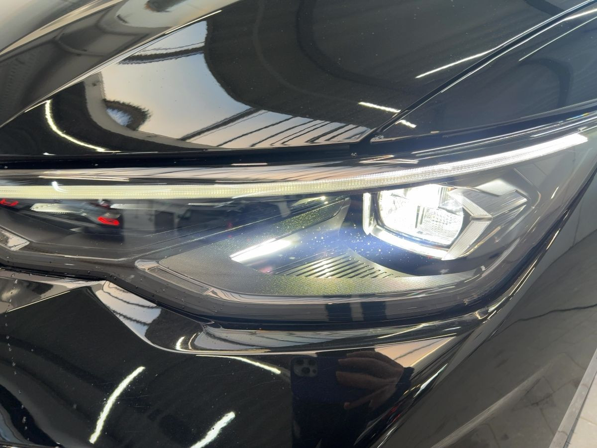 Golf R 2.0TSI 4MOTION 245 kW 7-Gang-DSG Black