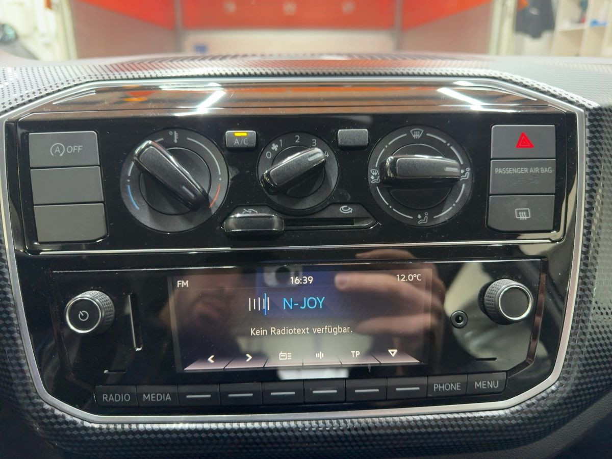 up! 1.0 move up! Tempo Einparkh. Bluet. Klima Nebel ZV elektr. FH