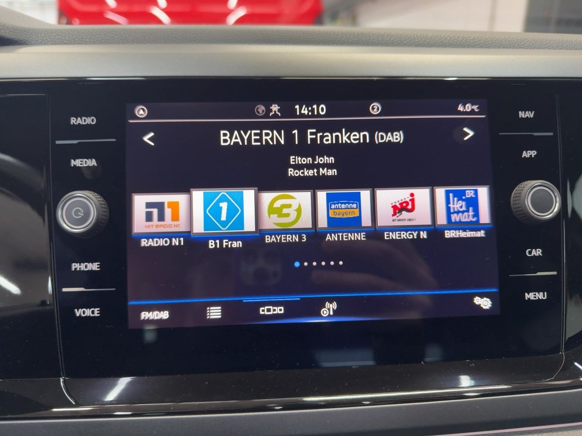 Taigo 1.5 TSI DSG R-Line ACC LED-Matrix Kamera Climatronic Bluet. Sitzh.