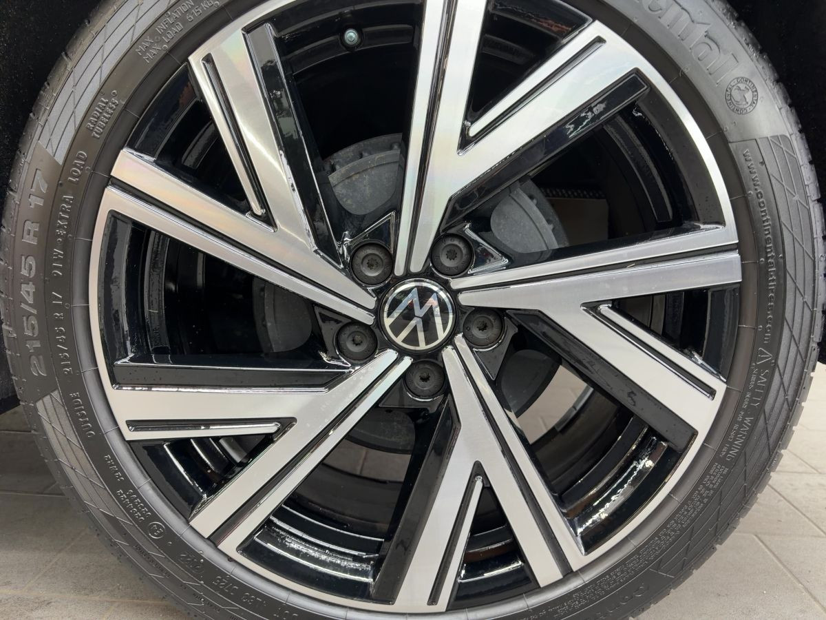 Polo 1.0 TSI R-Line ACC LED-Matrix Kamera Bluet. Sitzh.