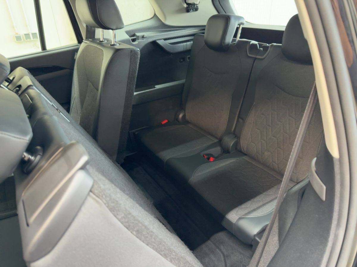 Tayron 2.0 TDI DSG 4M Life 7-Sitze ACC DCC AHK Navi Area View LED-Matrix