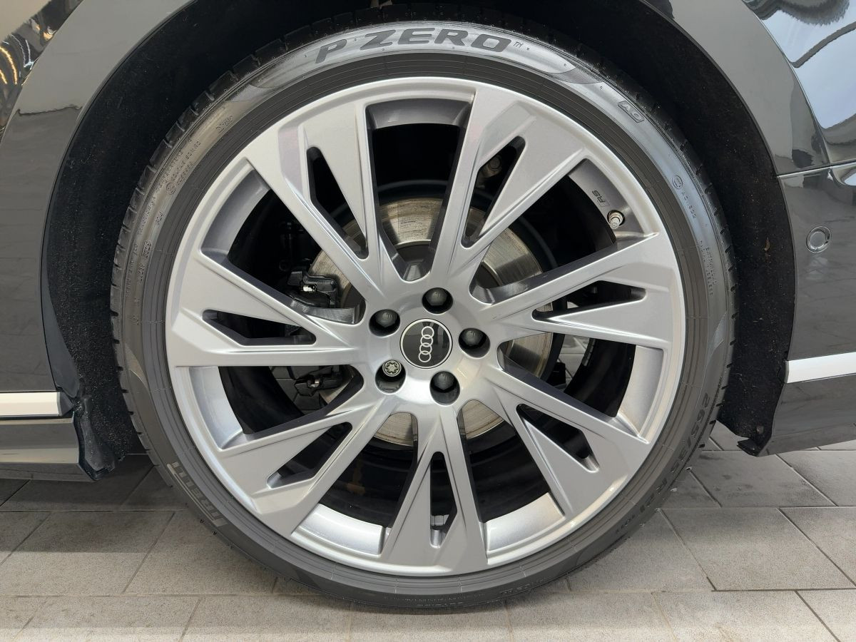 A8 3.0 V6 TDI tiptronic quattro S-Line AHK Navi Matrix-LED Leder Pano