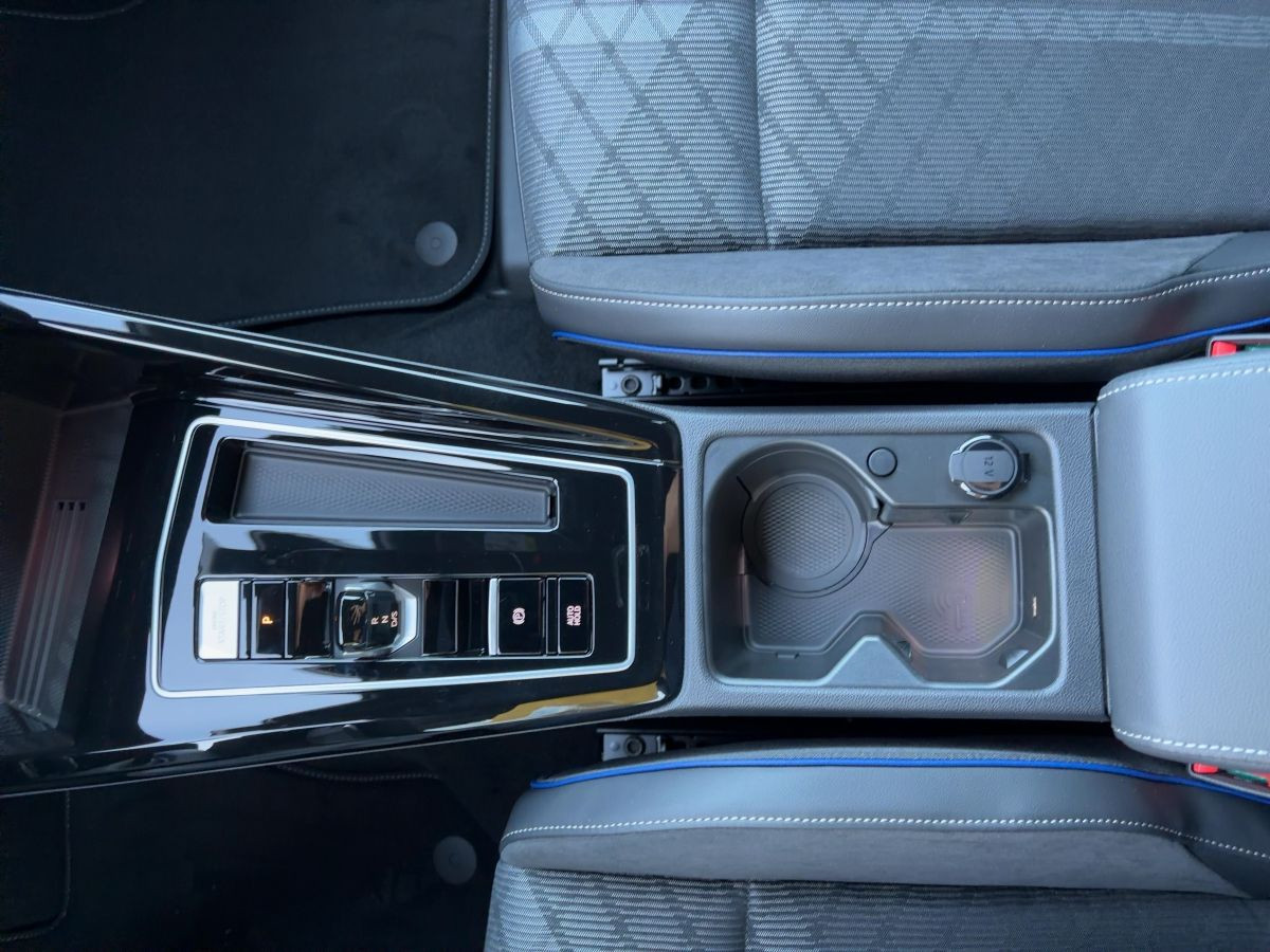 Golf R-Line 1.5 eTSI OPF 110kW 7-Gang-DSG LED DC