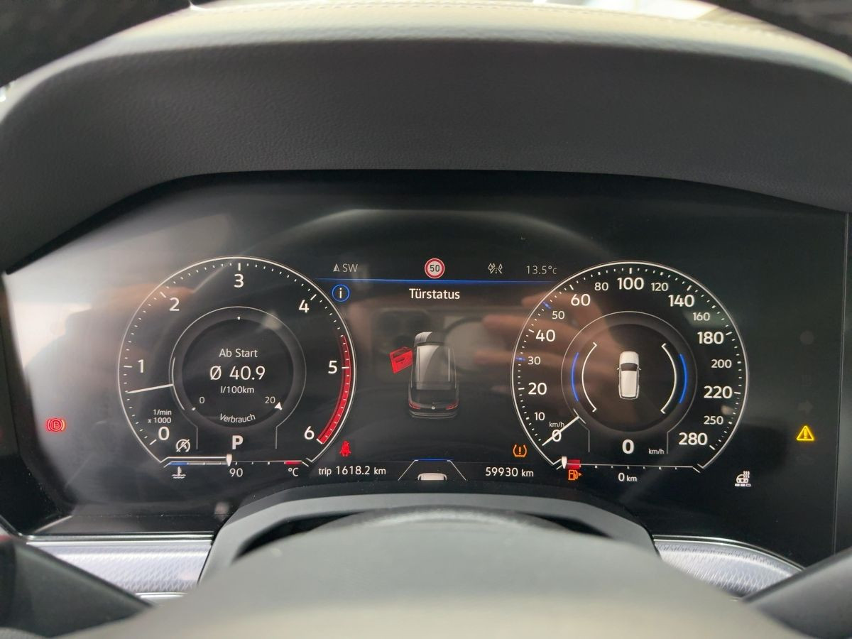 Touareg 4.0 V8 TDI DSG 4M R-Line ab 3,99% AHK Navi Standh. Pano LED-Matrix Luft