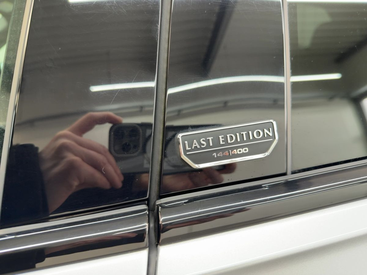 Touareg 4.0 V8 TDI DSG 4M R-Line ab 3,99% AHK Navi Standh. Pano LED-Matrix Luft