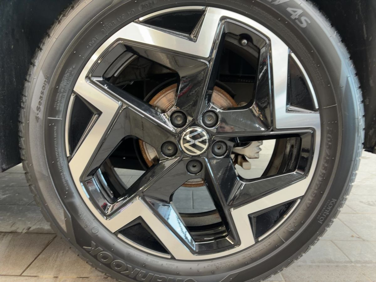 T-Cross 1.5 TSI DSG R-Line ab 3,99% ACC Kamera LED-Matrix Bluet. Sitzh.