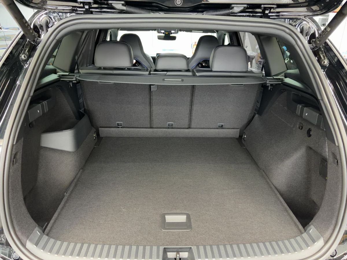 Tayron R-Line 2.0TSI 4MOTION 150kW 7-Gang-DSG