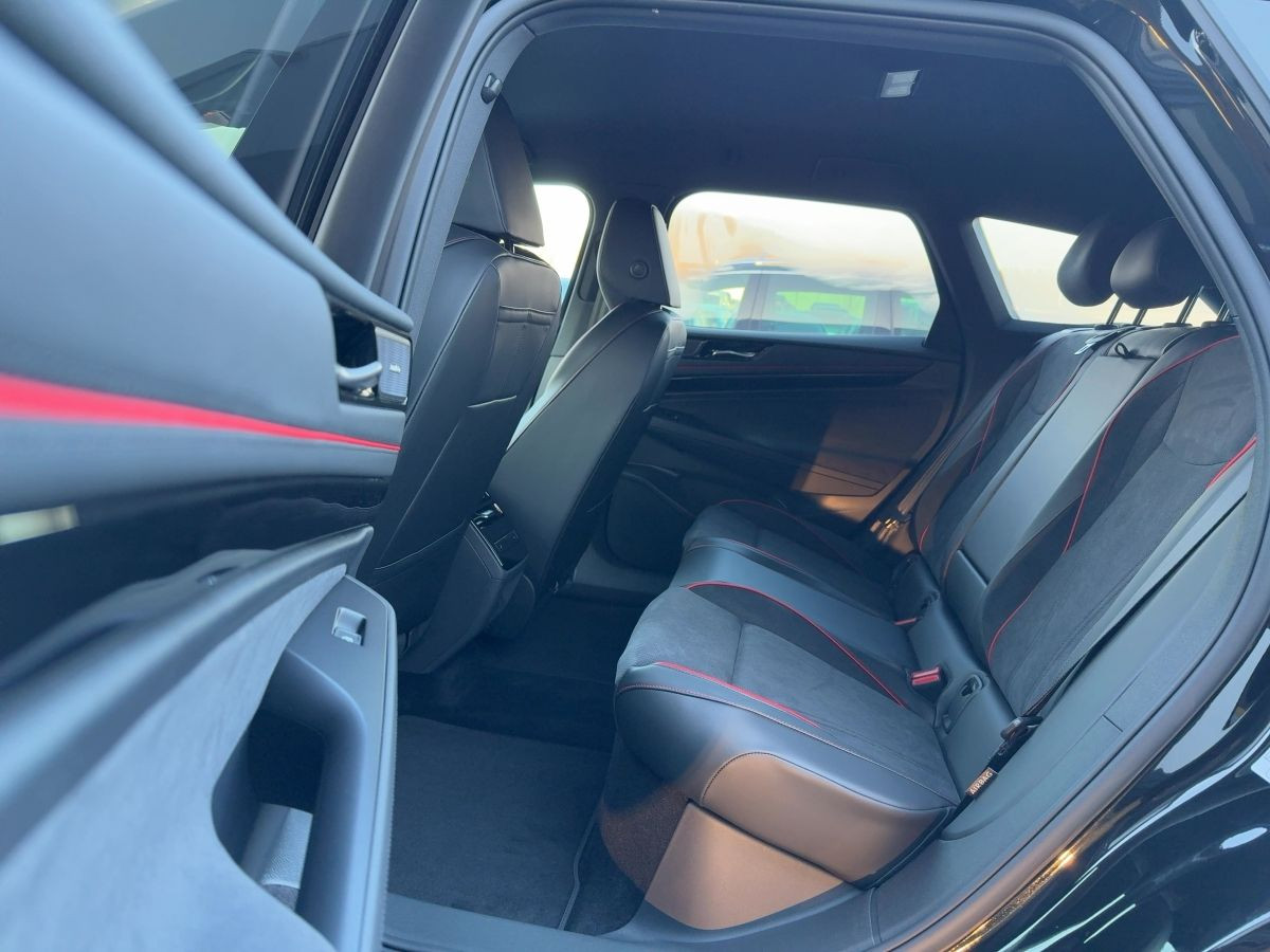 ID.7 GTX Tourer 4MOTION 250kW 86kWh LED ACC Navi