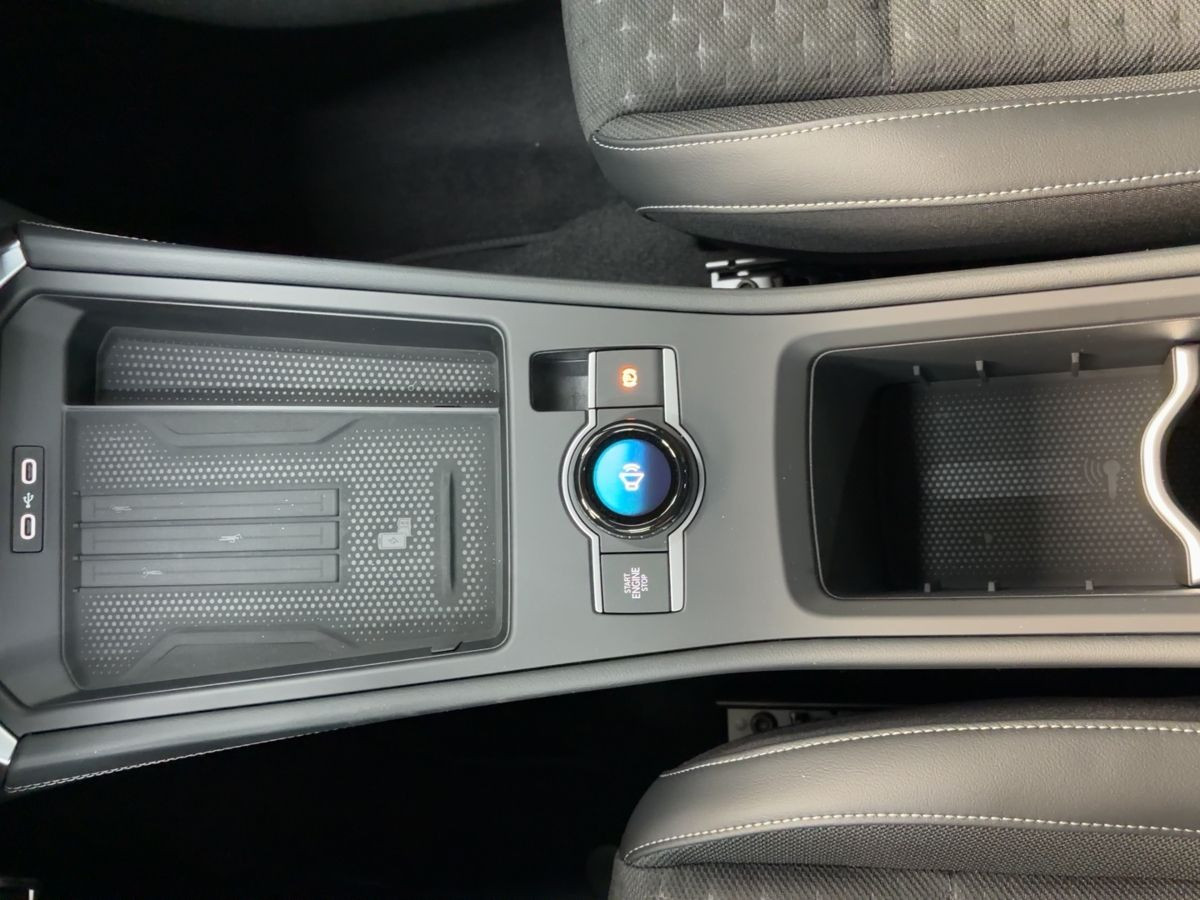 T-Roc R-Line 1.5 eTSI 110 kW 7-Gang-DSG LED Navi