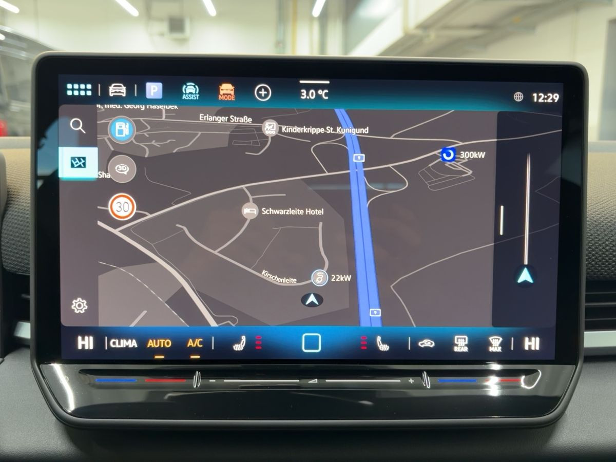 T-Roc R-Line 1.5 eTSI 110 kW 7-Gang-DSG LED Navi