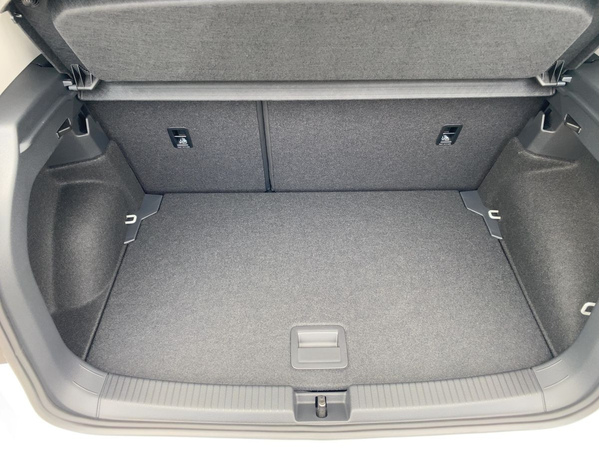 T-Cross Life 1.0 TSI 70 kW 5-Gang LED Klima DAB
