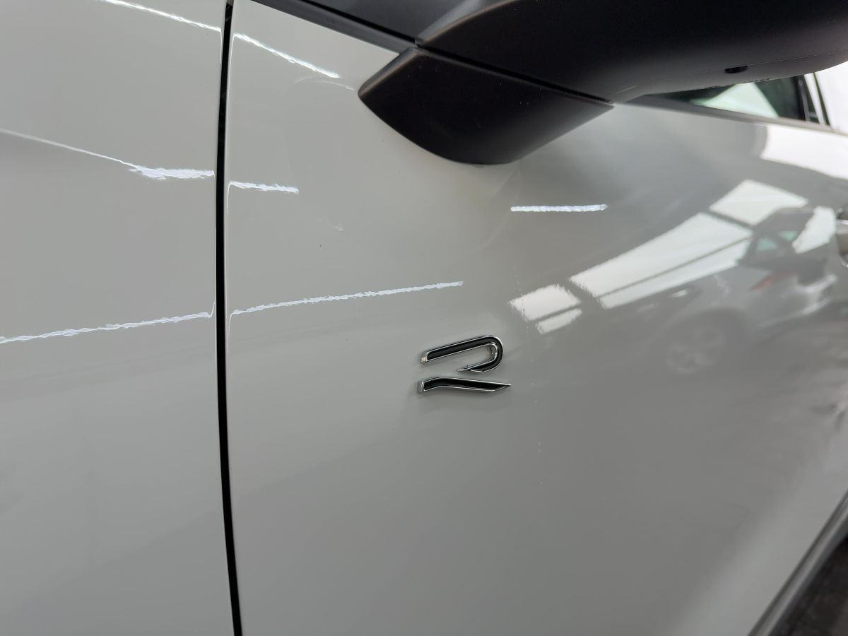 T-Roc R-Line 1.5 eTSI 110kW 7-Gang-DSG LED Klima