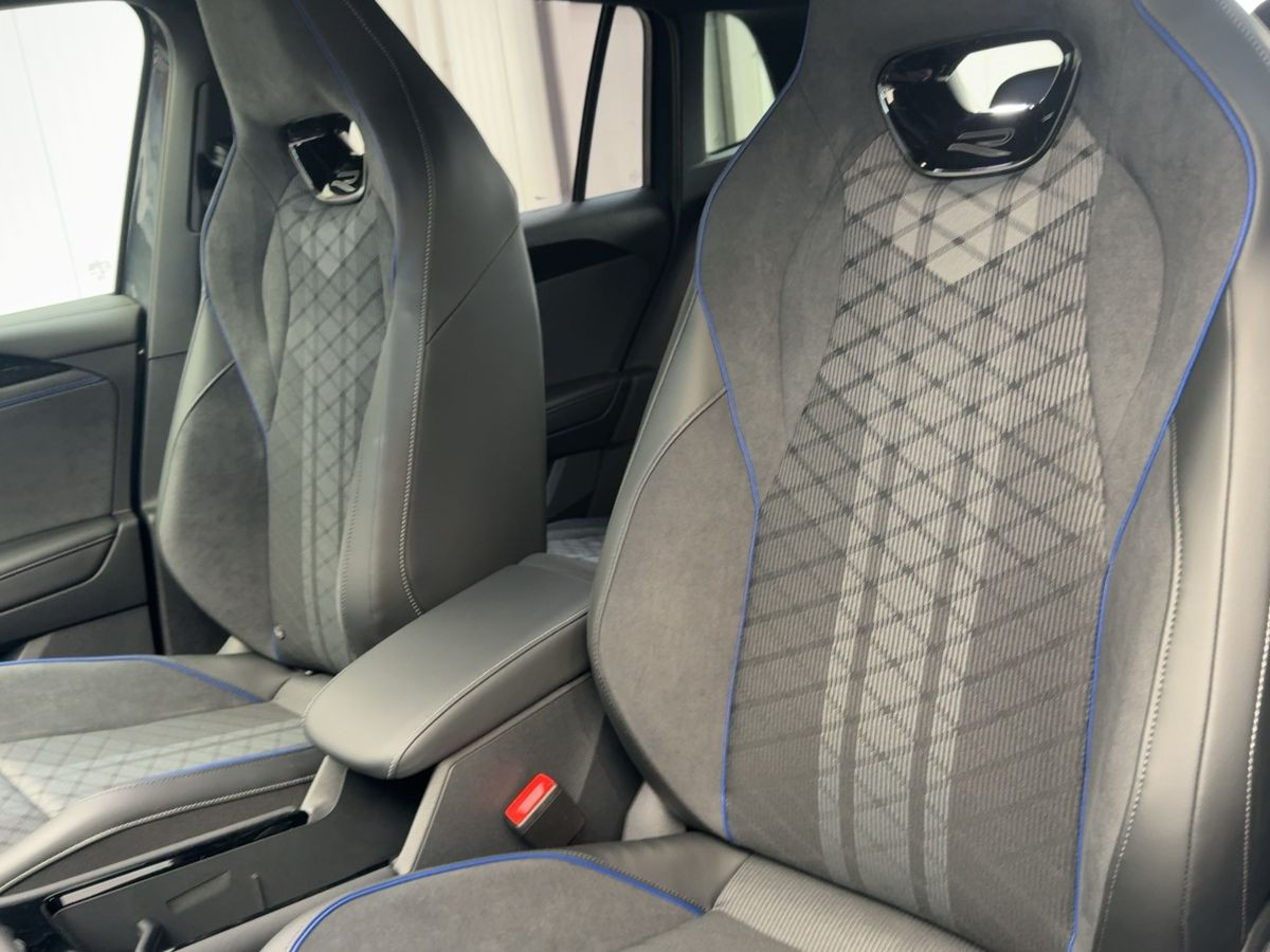 Tiguan R-Line 2.0 TDI 4MOTION 142 kW 7-Gang-DSG