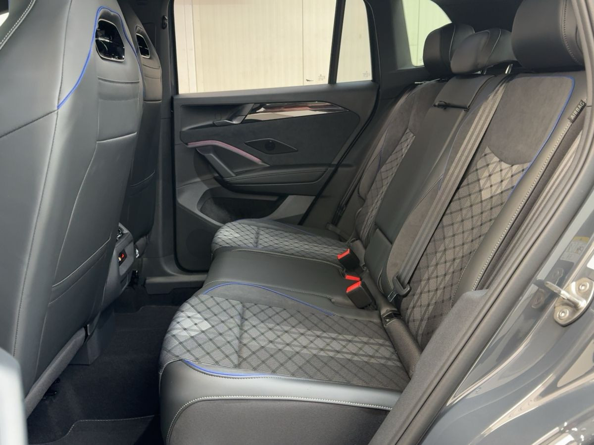 Tiguan R-Line 2.0 TDI 4MOTION 142 kW 7-Gang-DSG
