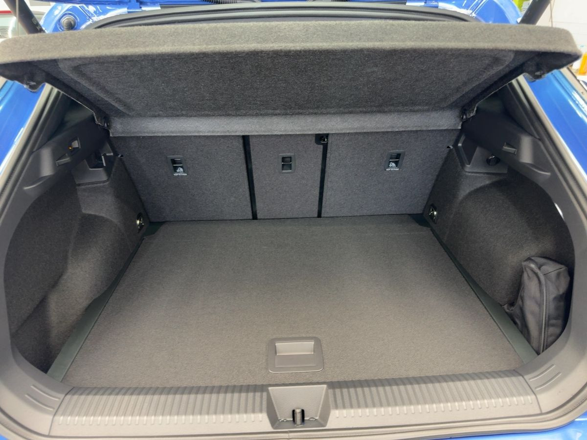 T-Roc Style 1.5 eTSI 85 kW 7-Gang-DSG LED Klima