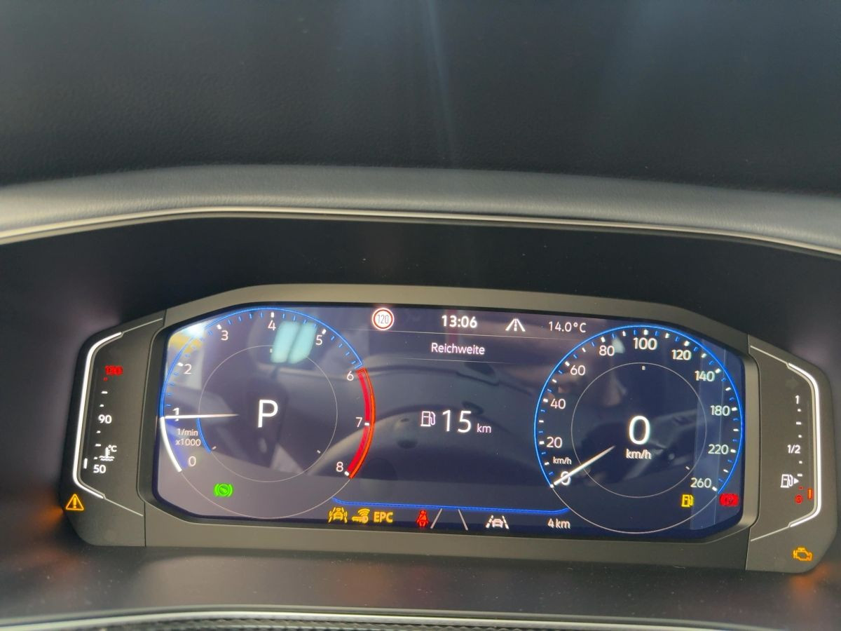 T-Cross Style 1.0 TSI 85 kW 7-Gang-DSG LED DAB Klima