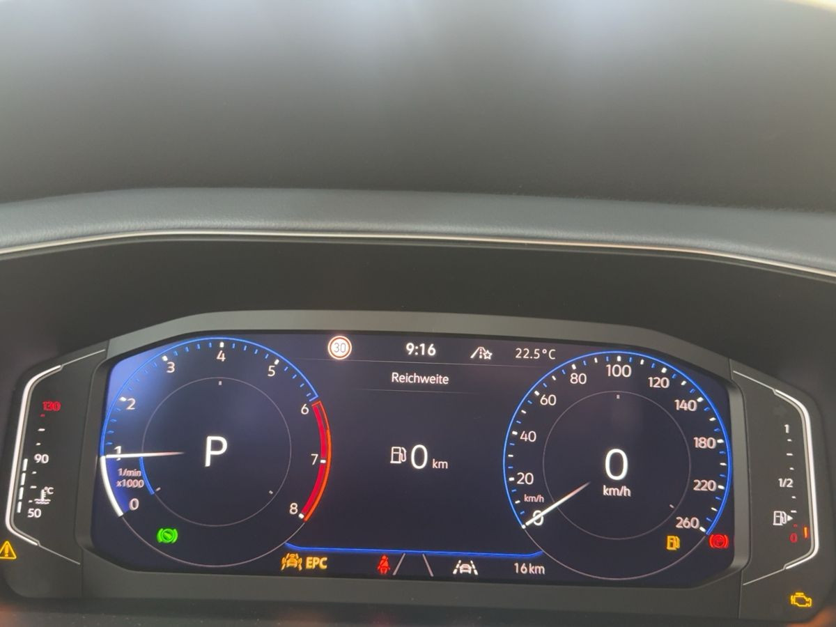 T-Cross Style 1.0 TSI 85kW 7-Gang-DSG LED Kamera