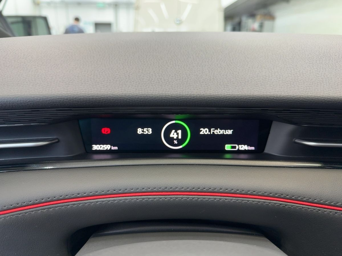 ID.7 Tourer GTX 250 kW 4M ab 1,49% 91 kWh AHK ACC Wärmep. Navi Pano Kamera Head-up