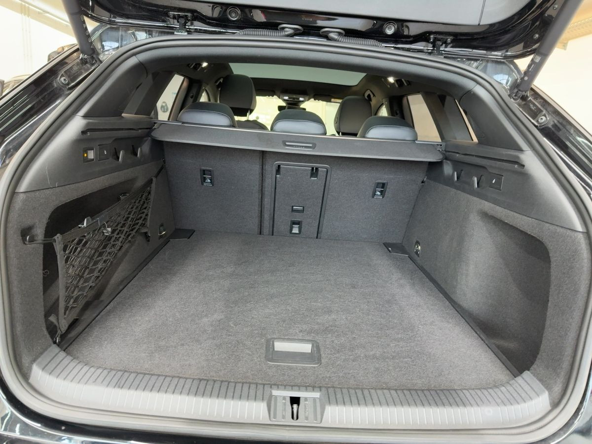 ID.7 Tourer GTX 250 kW 4M ab 1,49% 91 kWh AHK ACC Wärmep. Navi Pano Kamera Head-up