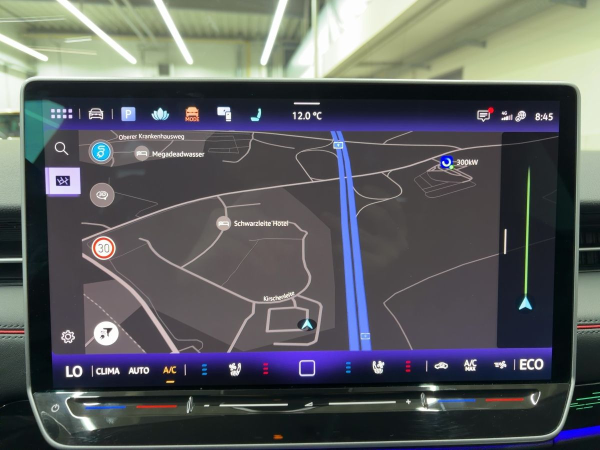 ID.7 Tourer GTX 250 kW 4M ab 1,49% 91 kWh DCC AHK Wärmep. Navi Kamera HarmanKardon