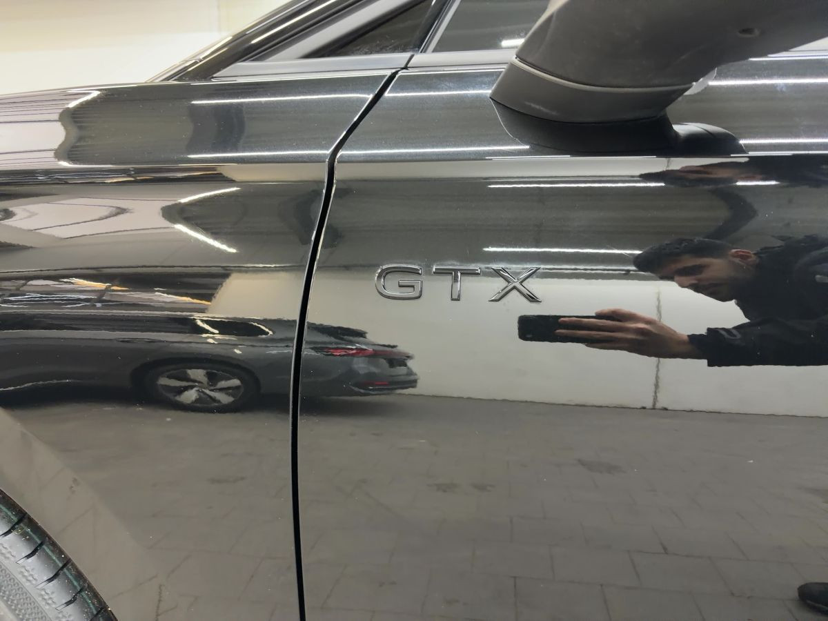 ID.7 Tourer GTX 250 kW 4M ab 1,49% 91 kWh DCC AHK Wärmep. Navi Kamera HarmanKardon