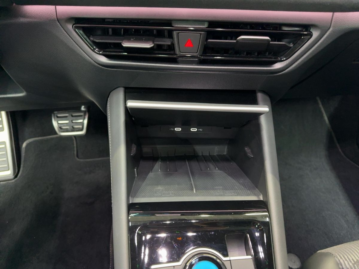 Tayron 2.0 TDI DSG 4M R-Line ab 3,99% 7-Sitzer AHK Navi Standh. HarmanKardon