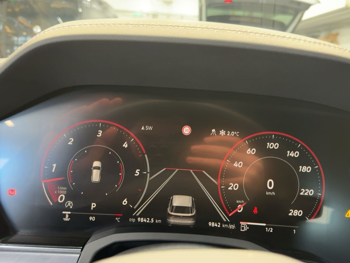 Touareg 3.0 V6 TDI 4M DSG R-Line ab 2,49% ACC AHK Navi Kamera HD-Matrix Head-up