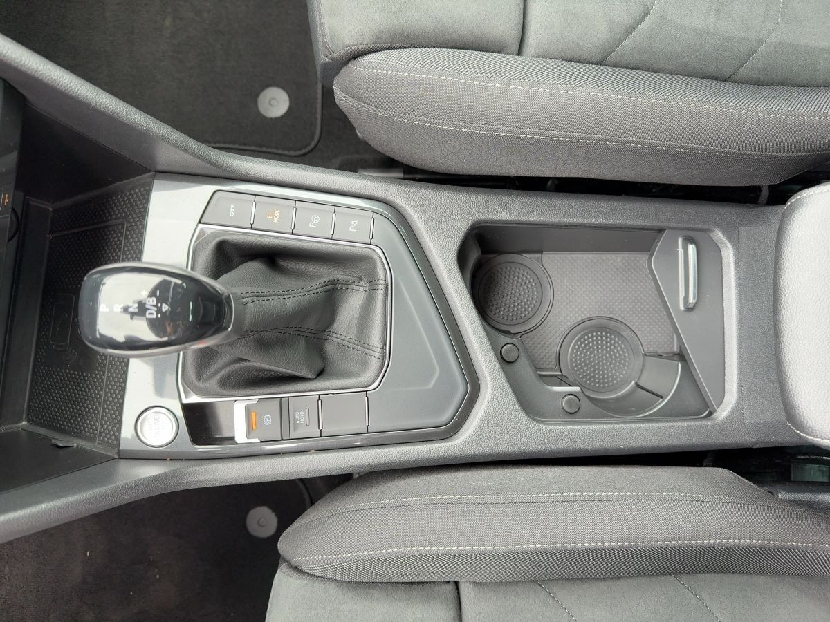 Tiguan 1.4 TSI DSG eHybrid Elegance AHK LED-Matrix Navi Kamera Side-Ass Sitzhzg