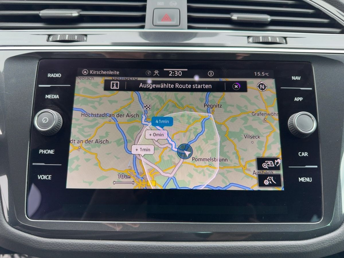 Tiguan 1.4 TSI DSG eHybrid Elegance AHK LED-Matrix Navi Kamera Side-Ass Sitzhzg