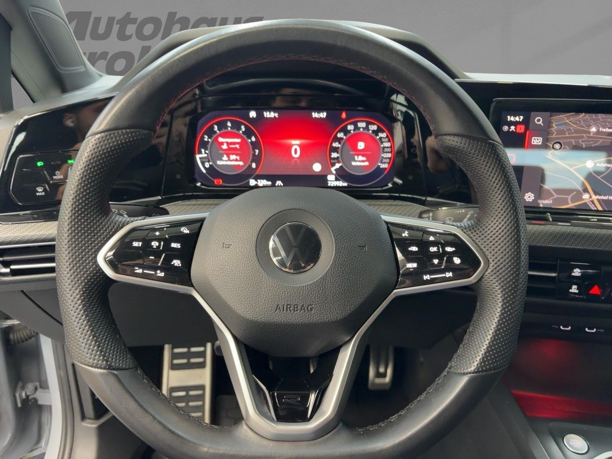 Golf VIII 1.5 TSI R-Line Navi ACC AHK Kamera Park Ass. Keyless Bluet. Sitzh. XDS