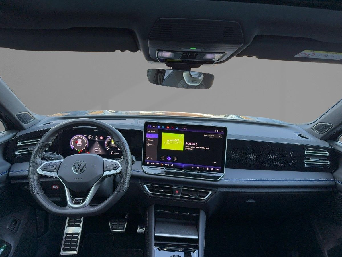 Tiguan 2.0 TSI DSG 4M R-Line ACC AHK DCC Navi LED Pano. Head UP 