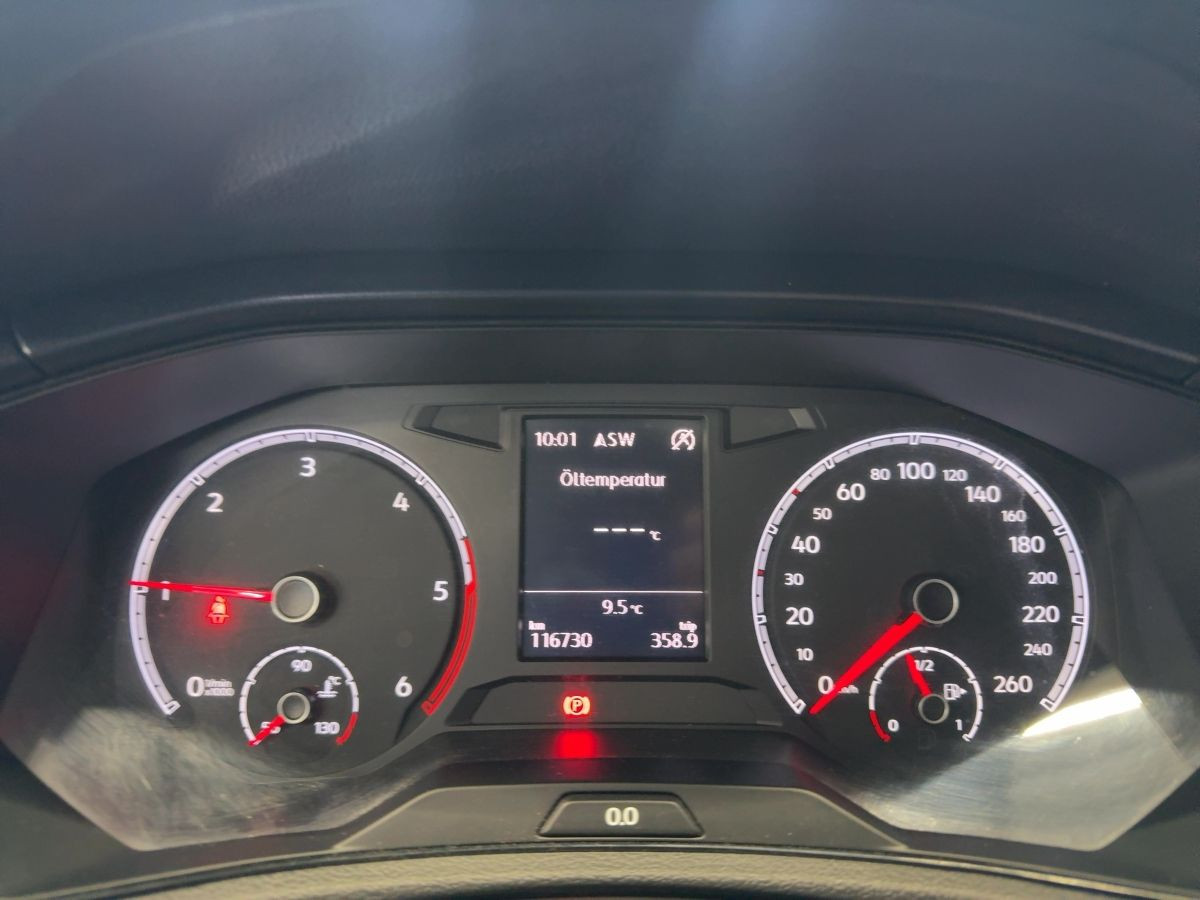 T-Roc 1.6 TDI AHK Navi Climatronic Einparkh. Bluet. Sitzh. DAB+