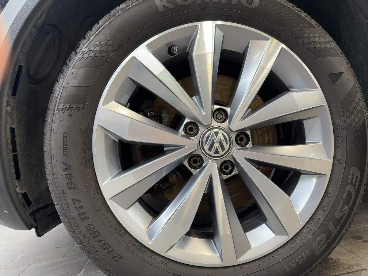 T-Roc 1.6 TDI AHK Navi Climatronic Einparkh. Bluet. Sitzh. DAB+