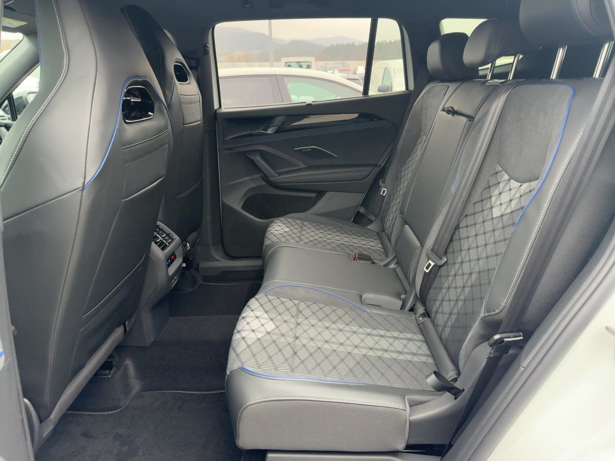 Tayron R-Line 2.0 TSI 4MOTION 195kW 7-Gang-DSG