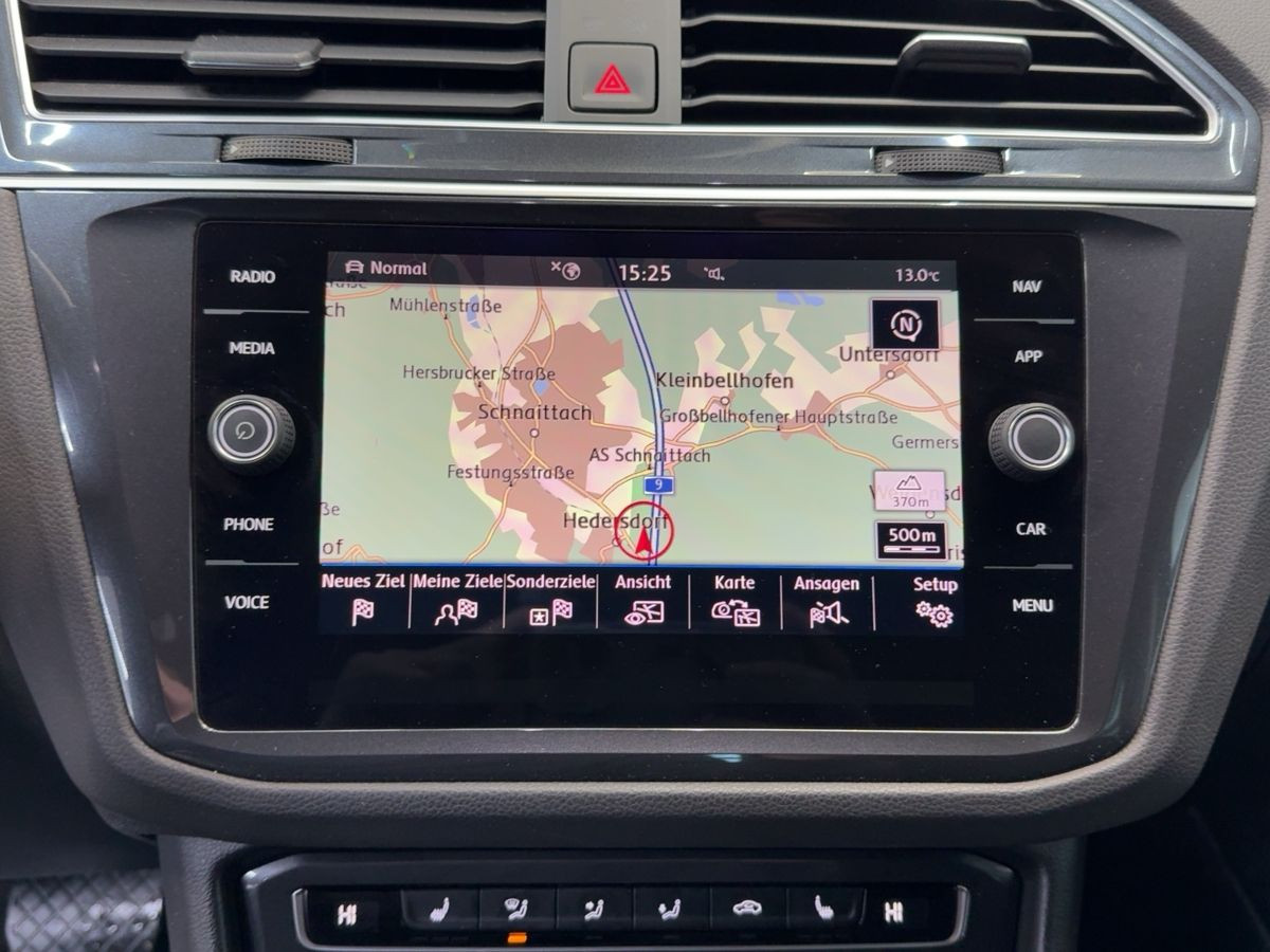 Tiguan 2.0 TDI DSG 4M Highline R-Line AHK ACC Navi LED Kamera Sitzh. Lane-Ass.