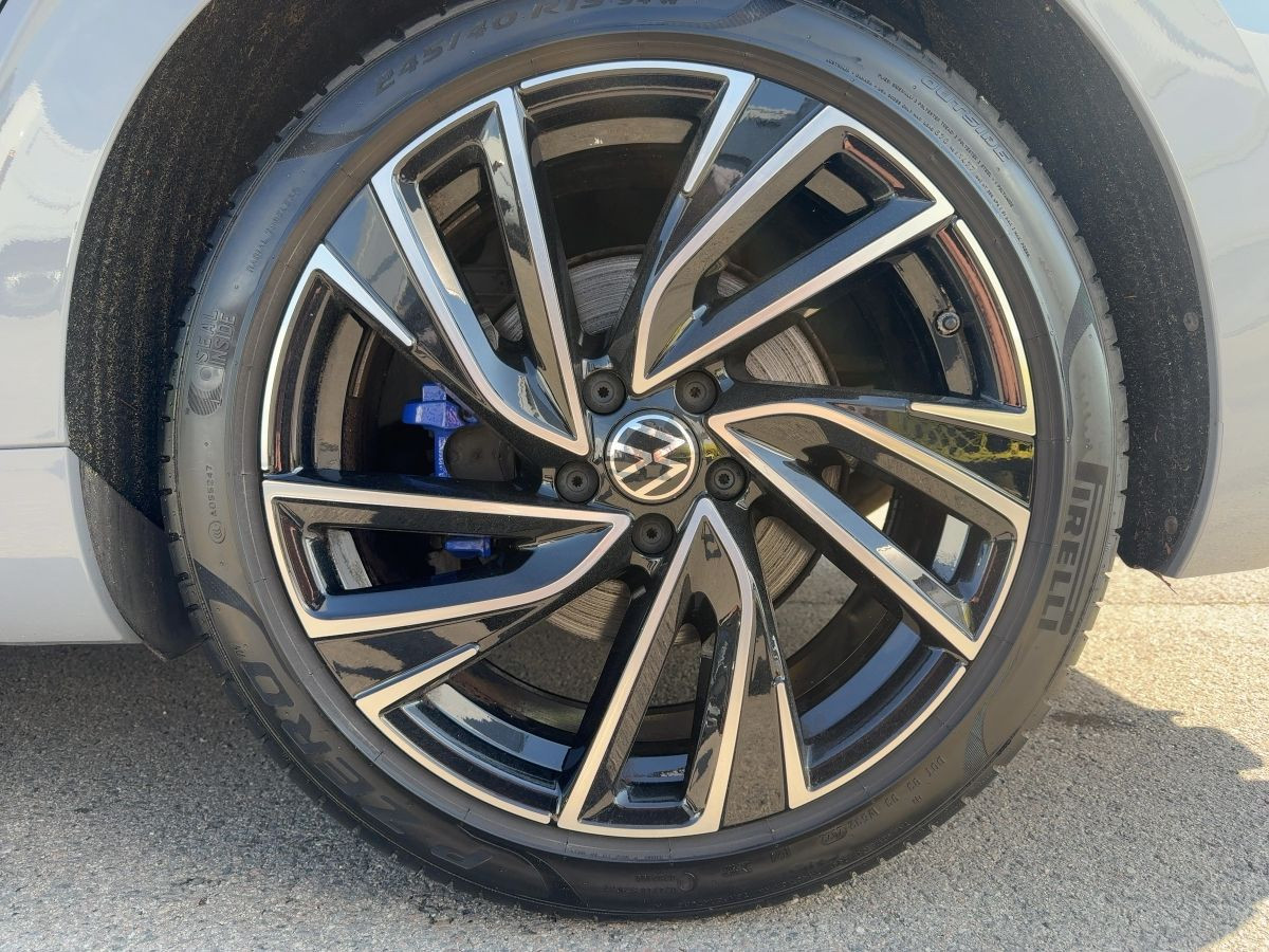 Arteon Shootingbrake R 2.0 TSI DSG 4M R-Line ACC DCC Navi Leder Pano