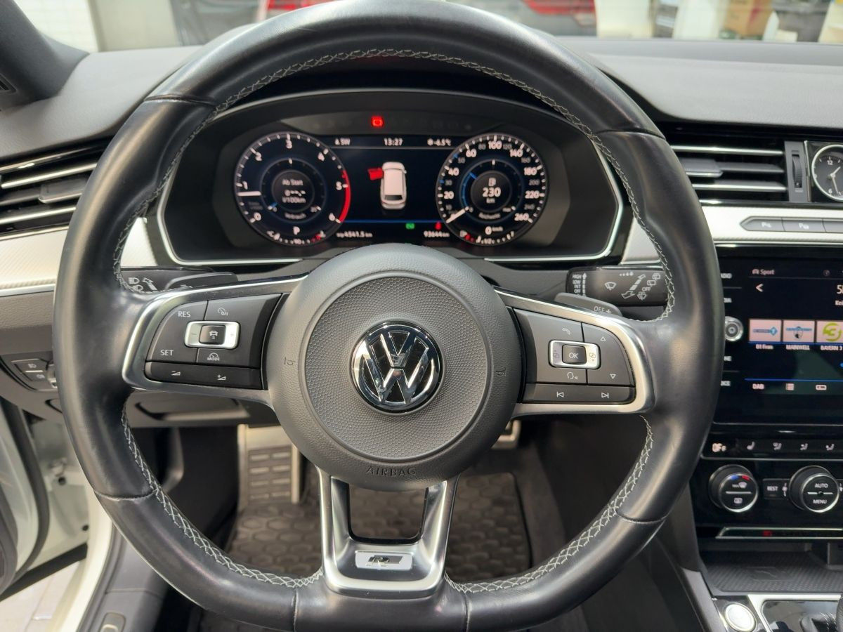 Passat Variant 2.0 TDI DSG 4M Highline R-Line ACC AHK Navi LED Leder Kamera 
