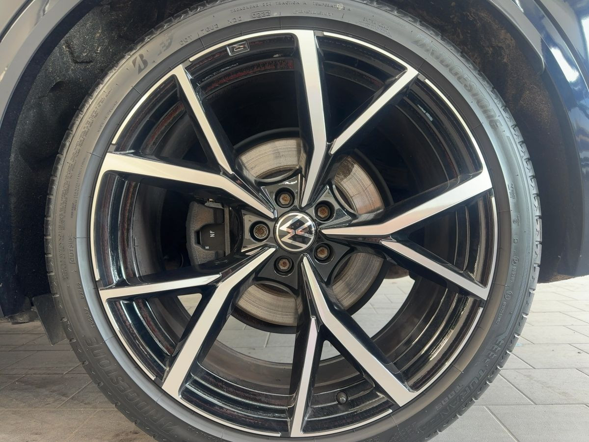 Touareg 3.0 V6 TDI DSG 4M R-Line ACC AHK Navi Luft LED-Matrix 